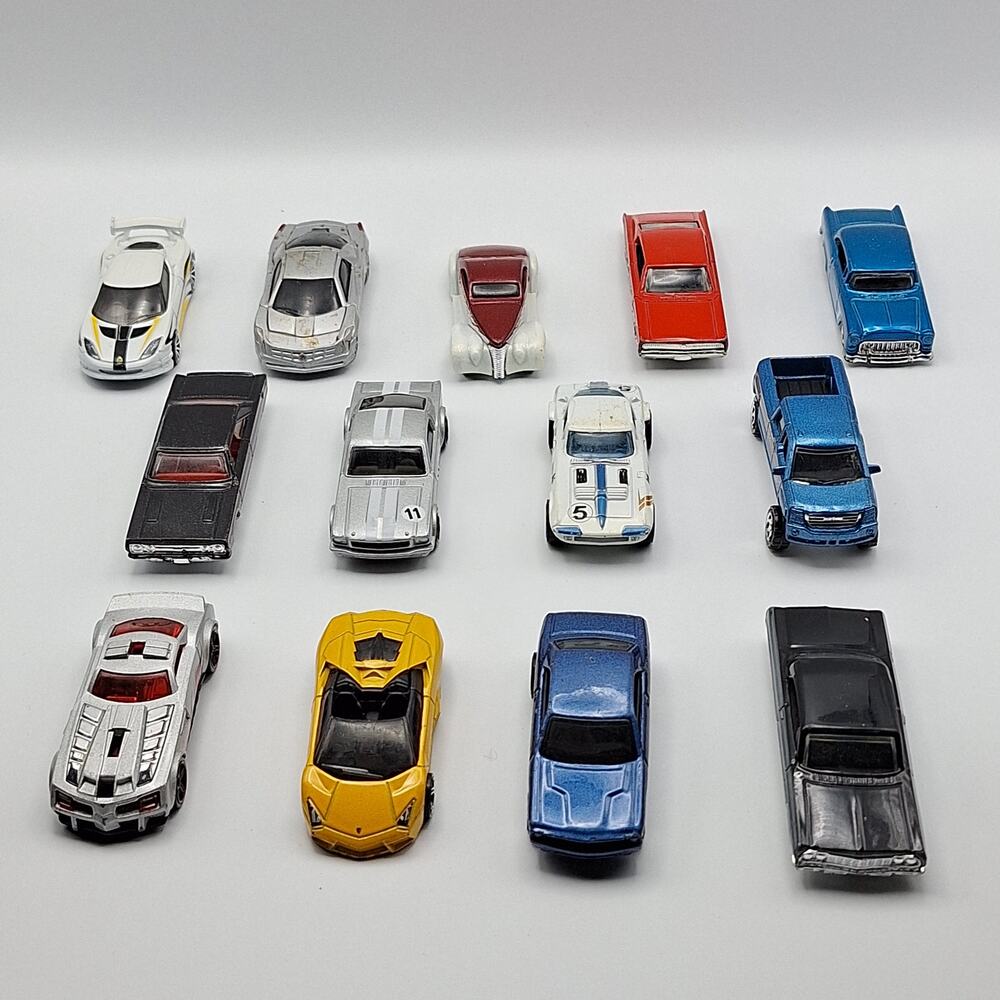 Loose Mixed Diecast Toy Car & Truck Lot - 13 Pieces (Classic Muscle & Supercars)